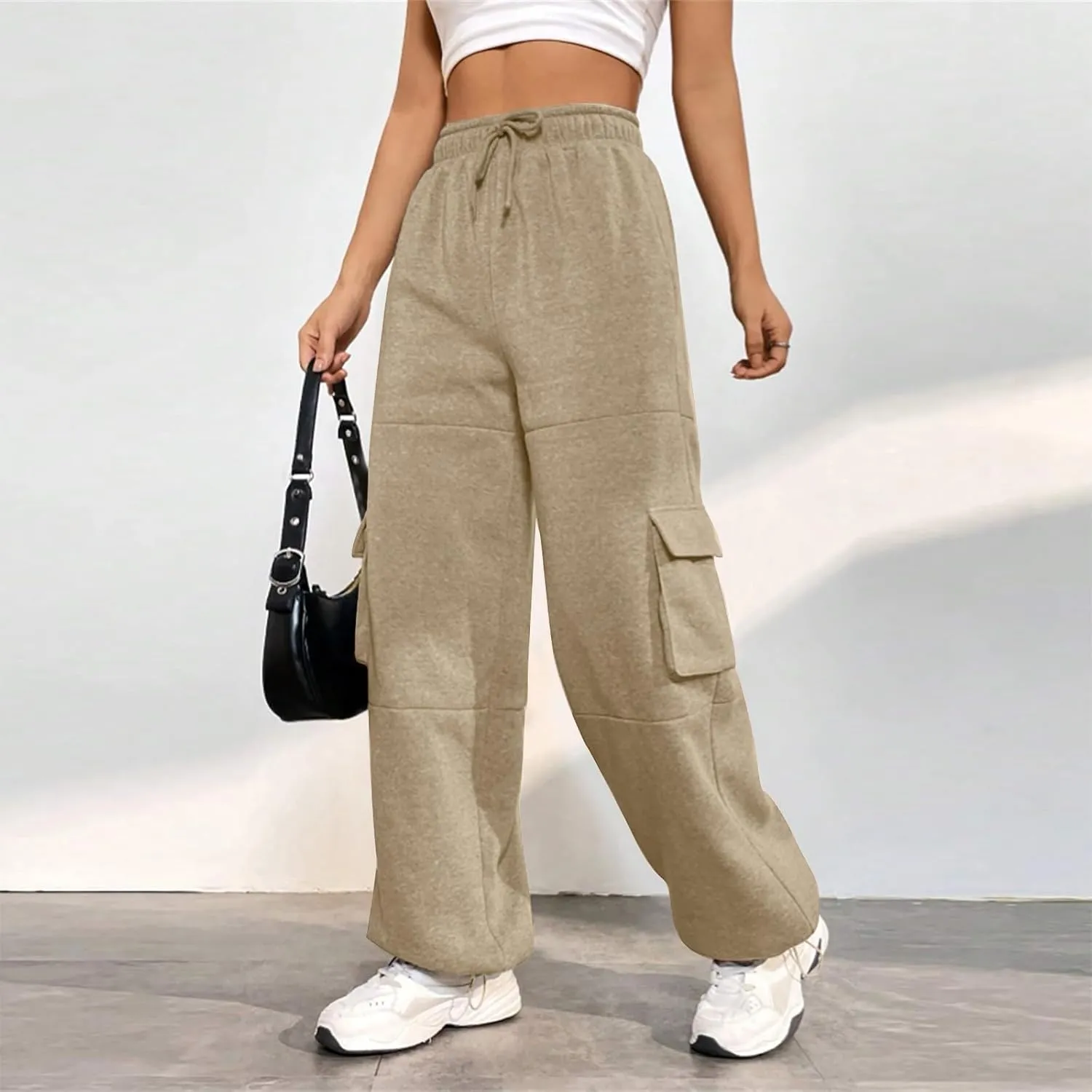 Cargo Sweatpants for Women Fleece Lined Joggers with Pockets Casual Drawstring High Waisted Pants Loose Baggy Sweatpants