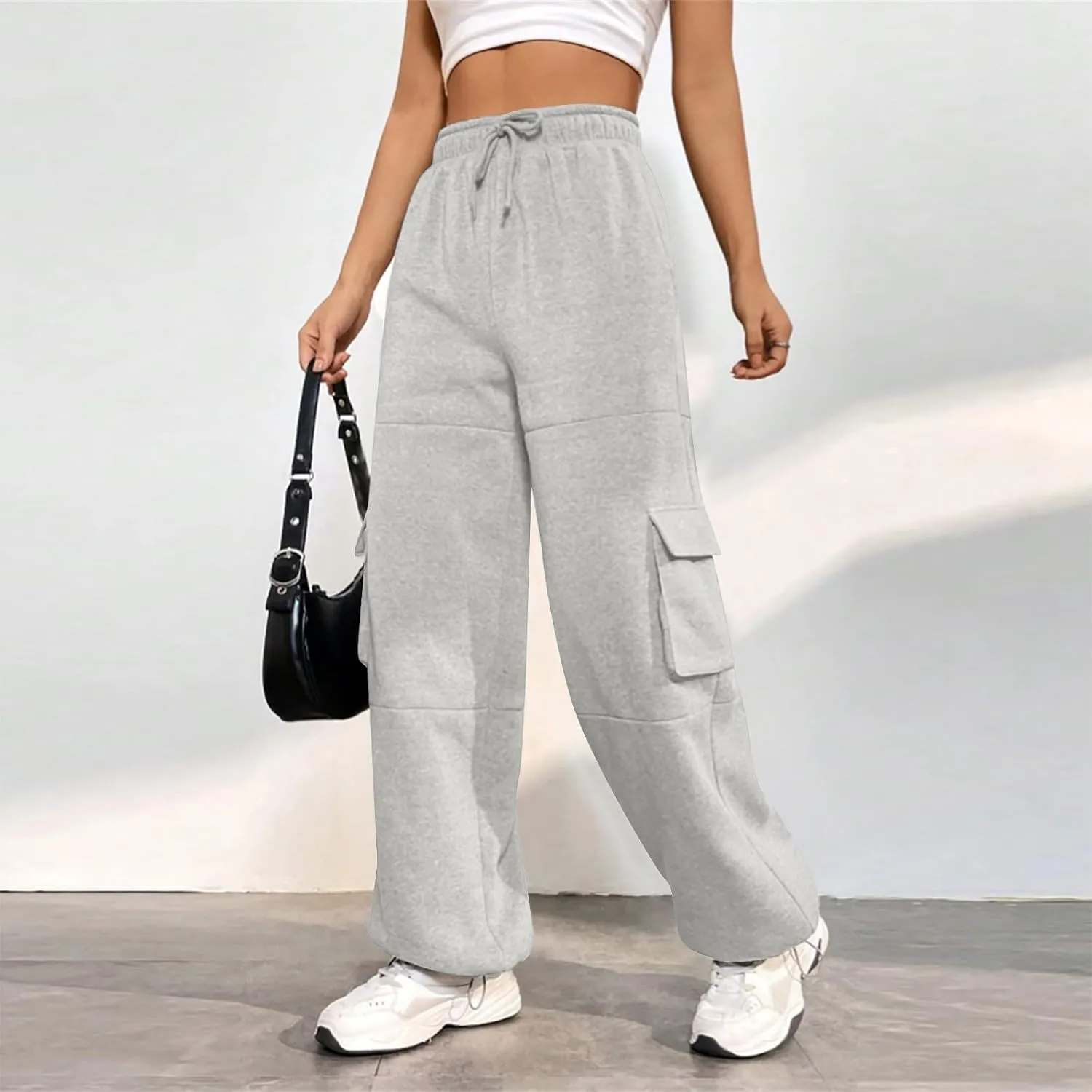 Cargo Sweatpants for Women Fleece Lined Joggers with Pockets Casual Drawstring High Waisted Pants Loose Baggy Sweatpants