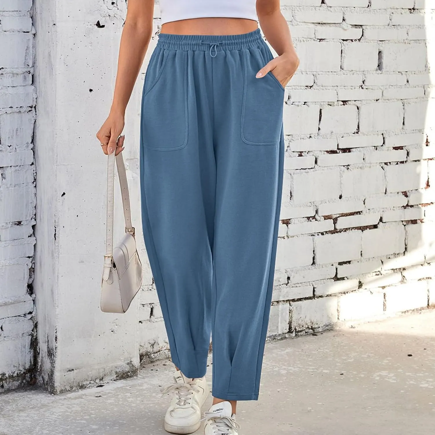 Dademeo Women's Sweatpants Straight Leg Drawstring Elastic Waist Trousers Casual Loose Sports Long Pants with Pockets