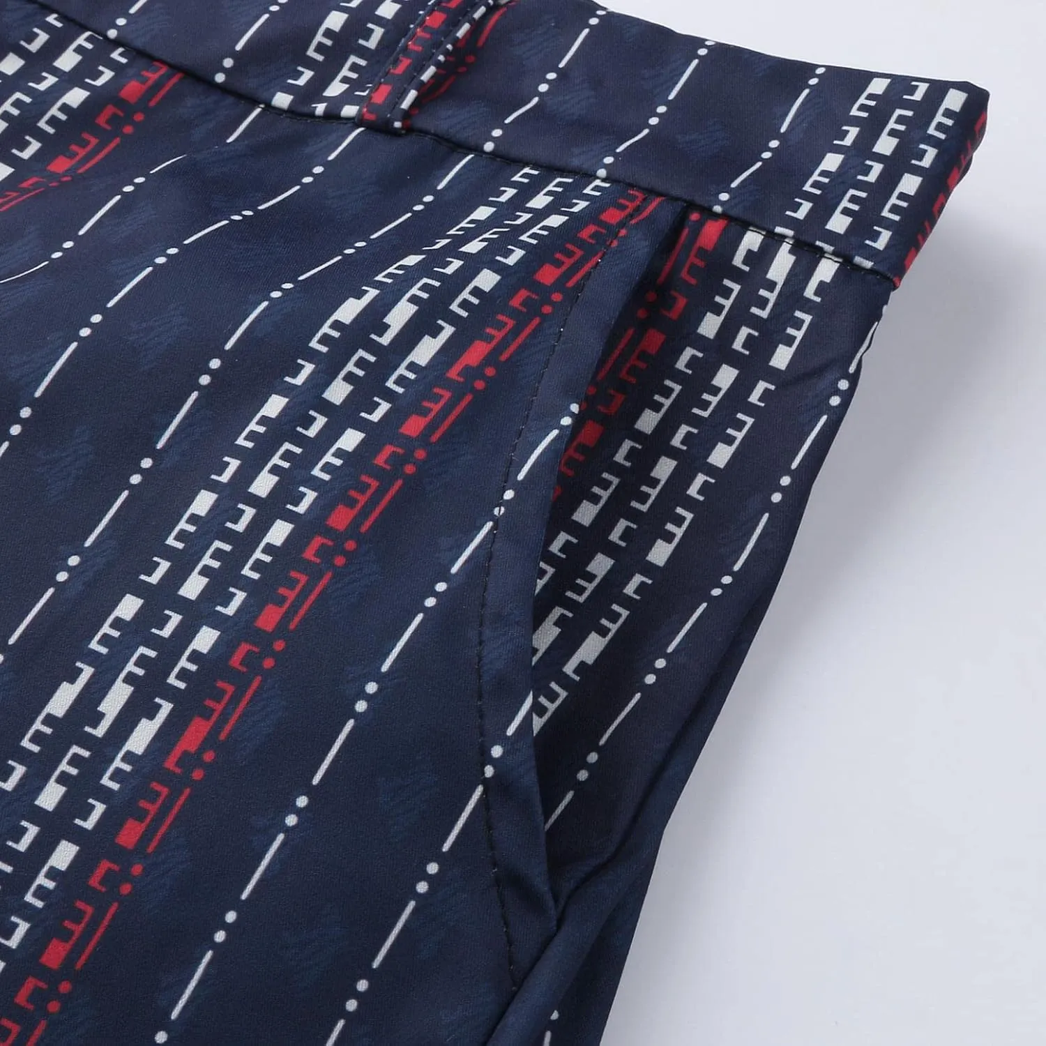 Men Plaid Slant Pocket Tapered Pants Slim Fit Stretch Flat Front Business Golf Pencil Pants Modern Grid Tailored Pants