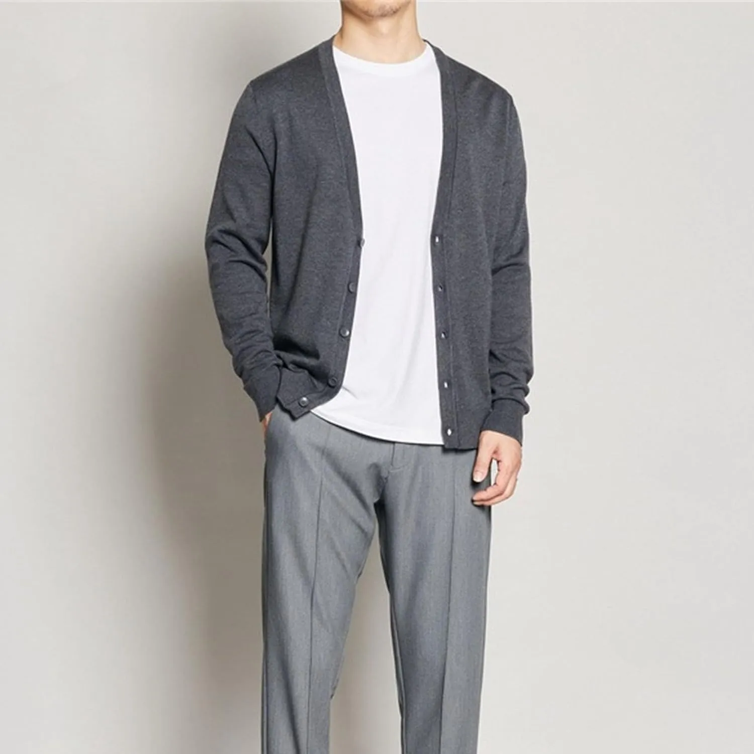 Men's Cardigan Sweaters Button V-Neck Knitted Sweaters Casual Slim Fit Long Sleeve Cable Knit Cardigans