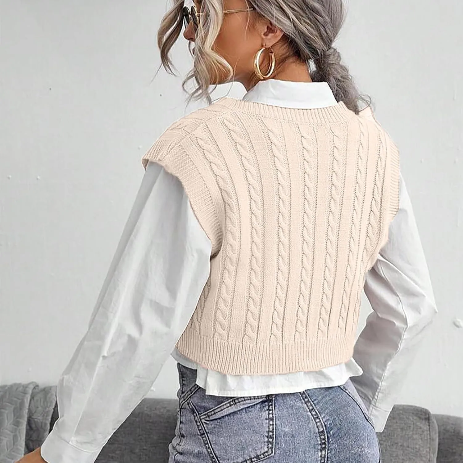 Sweater Vest for Women Fashion Cropped Cable Knit Sweater Vest Casual Sleeveless Knitted Tops Winter Clothes