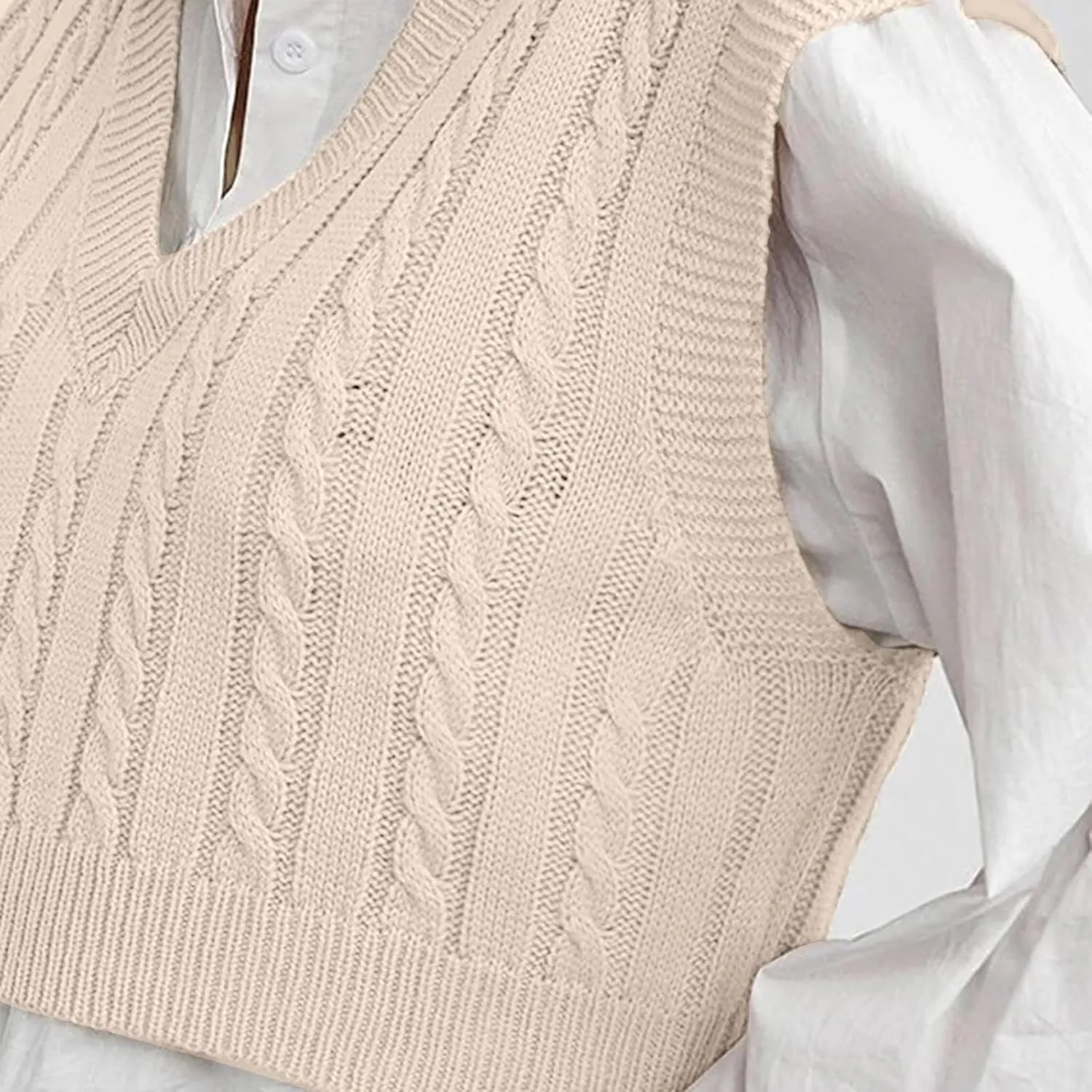 Sweater Vest for Women Fashion Cropped Cable Knit Sweater Vest Casual Sleeveless Knitted Tops Winter Clothes