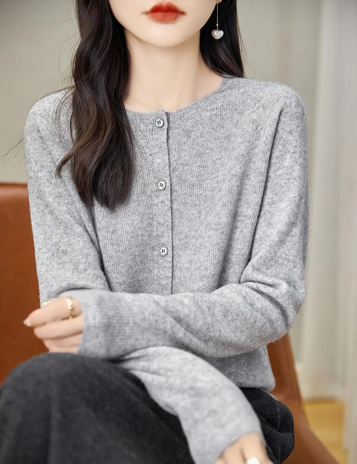 Women's Crewneck 100% Merino Wool Sweater 2025 Spring Fall Solid Long Sleeve Seamless Knitted Cardigan Sweater