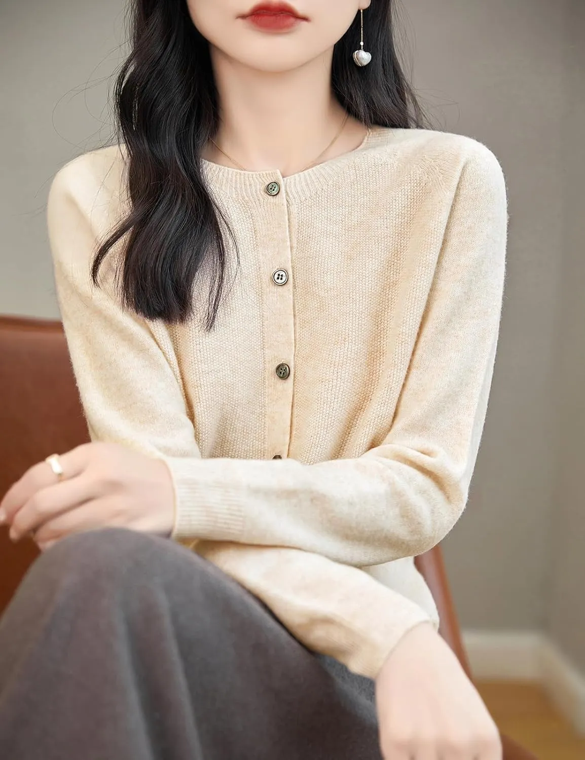 Women's Crewneck 100% Merino Wool Sweater 2025 Spring Fall Solid Long Sleeve Seamless Knitted Cardigan Sweater