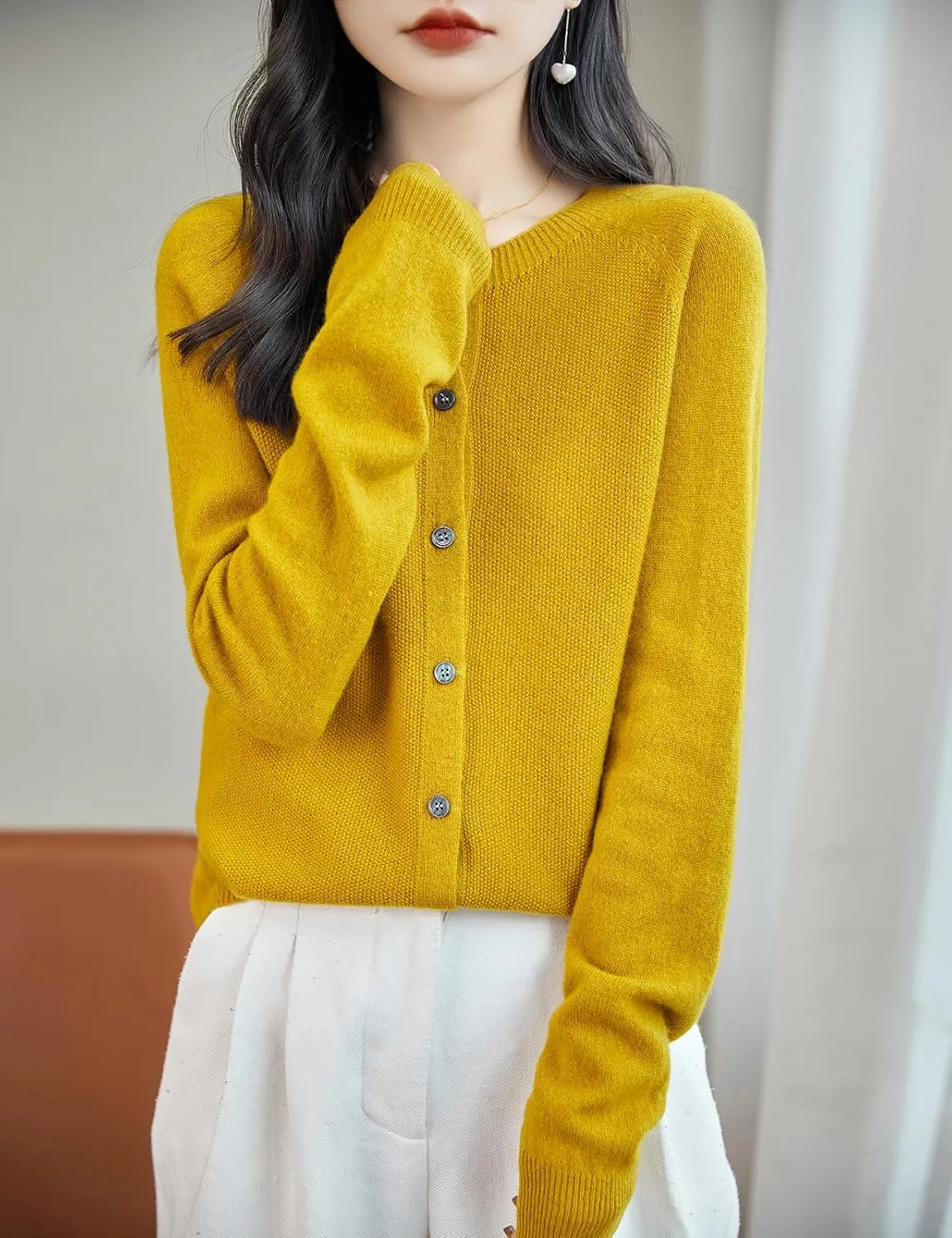 Women's Crewneck 100% Merino Wool Sweater 2025 Spring Fall Solid Long Sleeve Seamless Knitted Cardigan Sweater