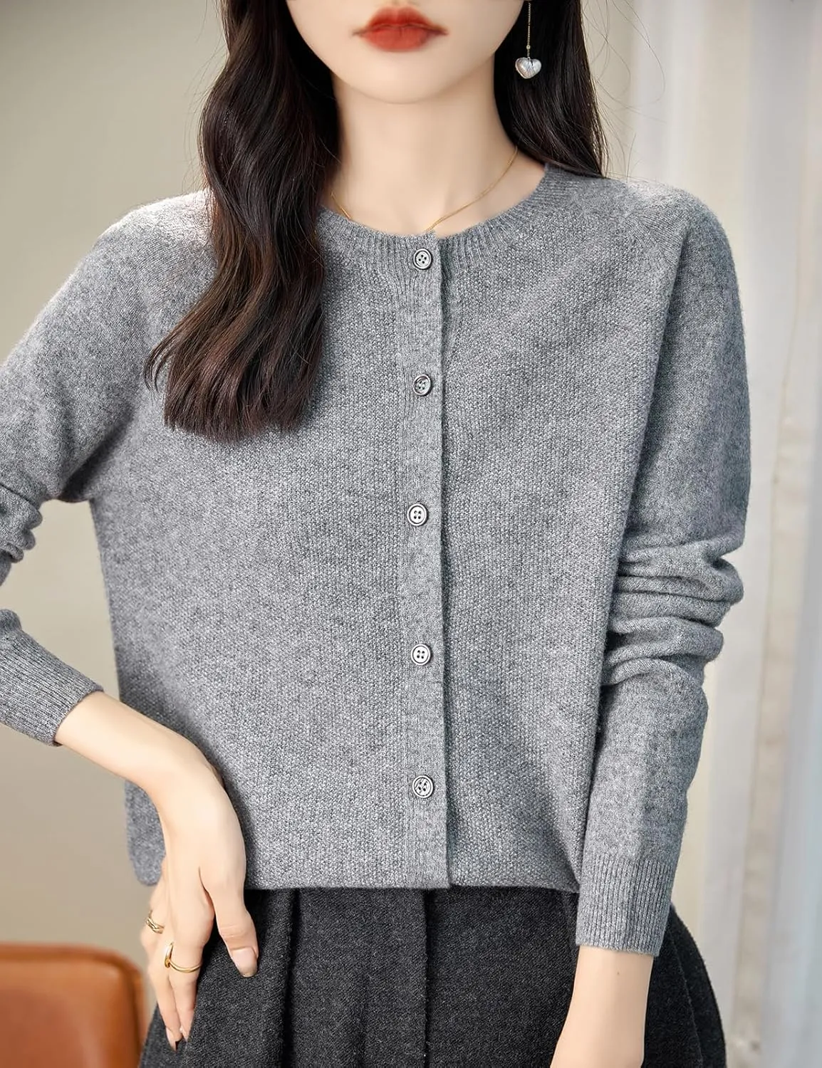 Women's Crewneck 100% Merino Wool Sweater 2025 Spring Fall Solid Long Sleeve Seamless Knitted Cardigan Sweater