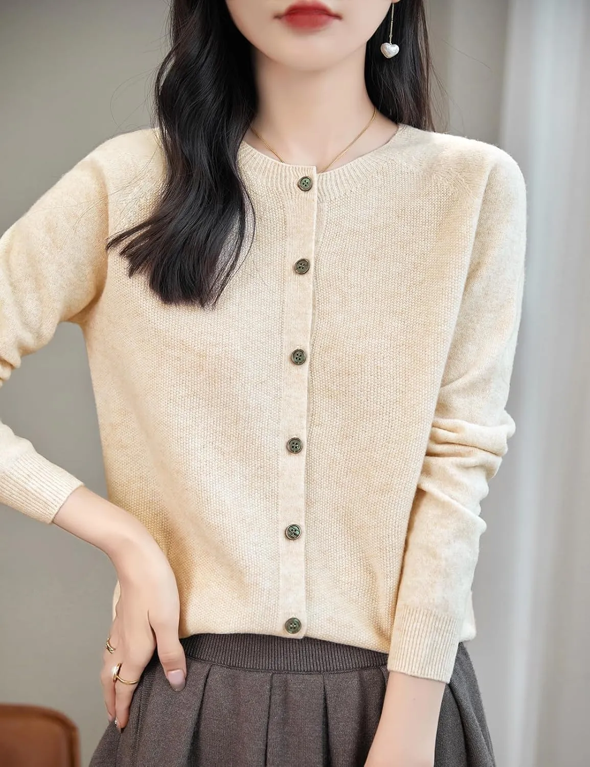 Women's Crewneck 100% Merino Wool Sweater 2025 Spring Fall Solid Long Sleeve Seamless Knitted Cardigan Sweater