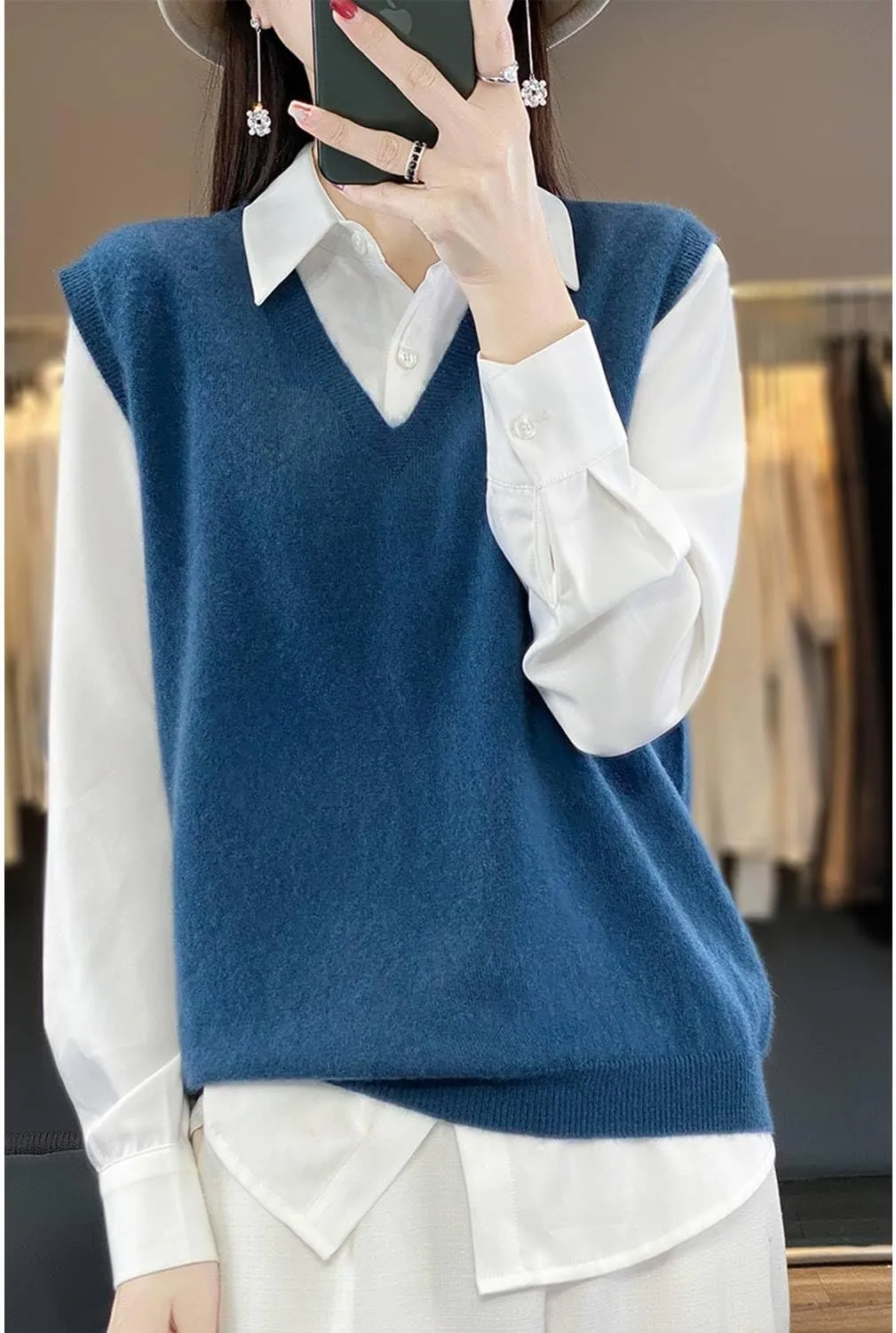 Women's V-Neck Knit Sweater Vest 100% Merino Wool Lightweight Sleeveless Pullover Basic Vest Short Tops
